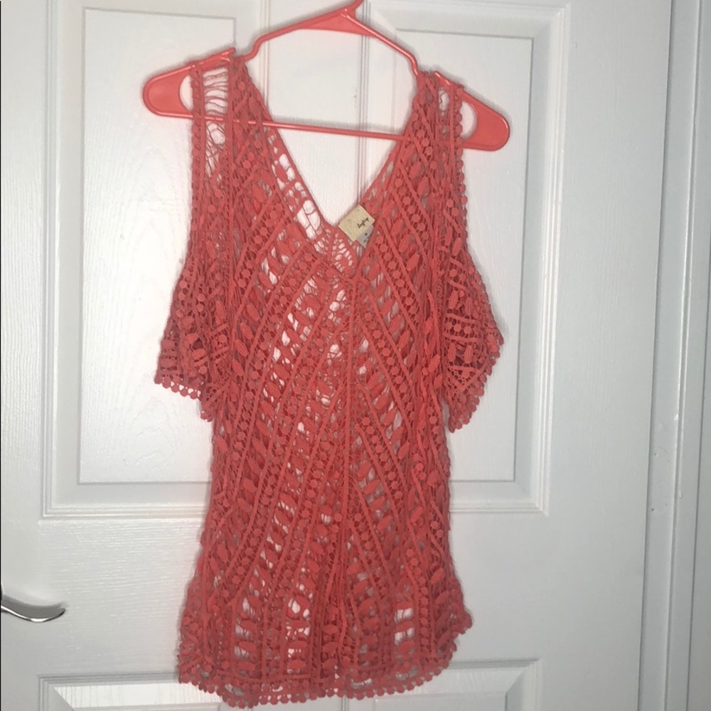 Cold shoulder top